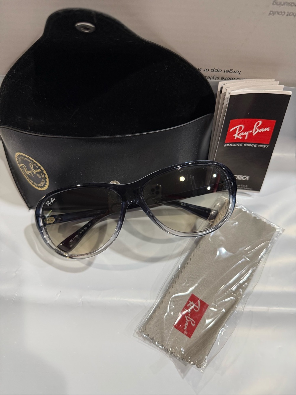 Discontinued Ray-Ban Women's Black to Gray Gradient Oversized Sunglasses
